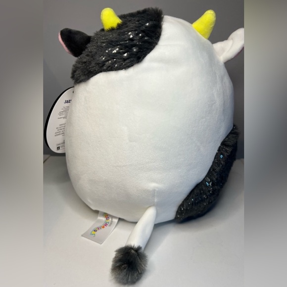 NWT 8” Connor the Cow 🐄 Squishmallow — Valentine's Day ❤️ Select Series! - Picture 2 of 6